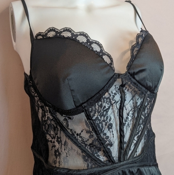 Missguided Lace Insert Black Satin Midaxi Dress size 10 - Picture 2 of 5